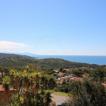 Appartamento Con Giardino Torre Dei Corsari Kültér fotó