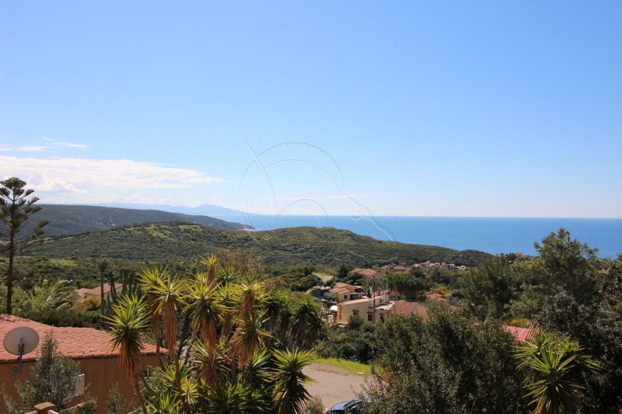 Appartamento Con Giardino Torre Dei Corsari Kültér fotó