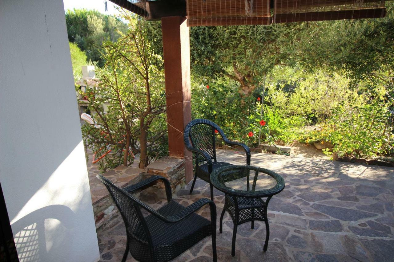 Appartamento Con Giardino Torre Dei Corsari Kültér fotó
